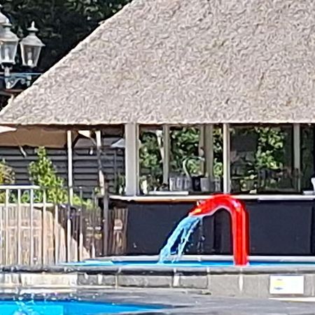 2 Bedroom Fins Chalet Gramsbergen 外观 照片